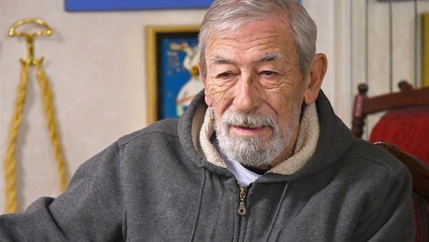 Gürcü müğənnisi Vaxtanq Kikabidze vəfat etdi
