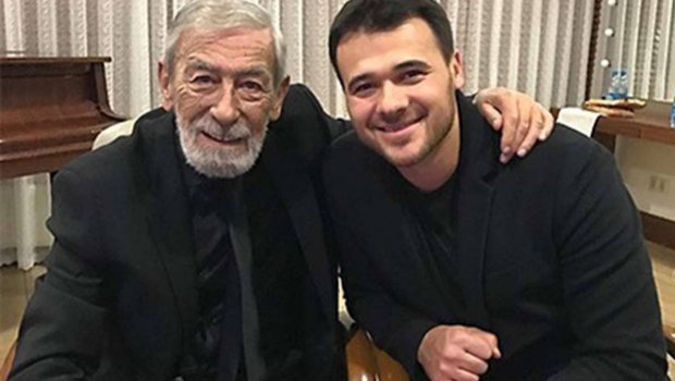 Xalq artisti Emindən vəfat edən Kikabidze ilə bağlı kədərli paylaşım - FOTO