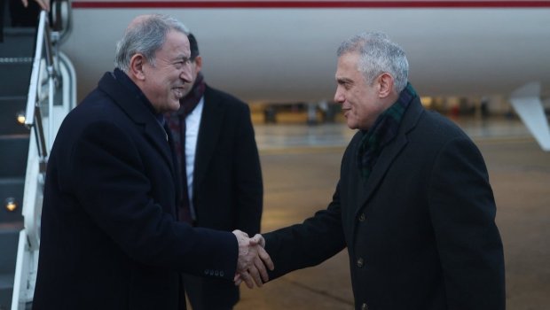 Hulusi Akar Londona getdi