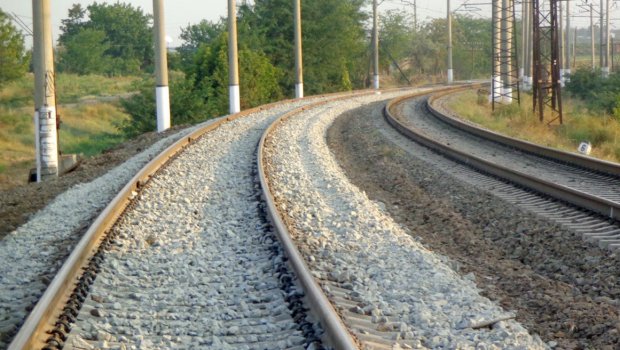 Dəmiryolu təsərrüfatını yenidən qurmaq üçün 800 milyon manat xərclənəcək – ARAŞDIRMA