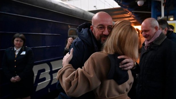 Şarl Mişel Kiyevdə hərbçilər üçün reabilitasiya mərkəzinə baş çəkdi - FOTO