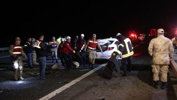 Türkiyədə ağır QƏZA: Ölənlər var...