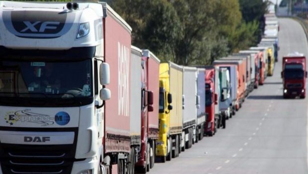 Beynəlxalq avtomobil daşımalarına dair icazə blankları və rüsumlar ləğv olunur