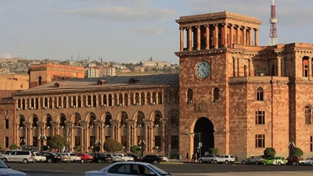 Fransada yaşayan daşnakın Ermənistana girişi qadağan edildi