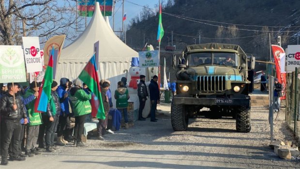 Xankəndidən Laçın istiqamətinə sülhməramlıların daha 2 avtomobili keçdi