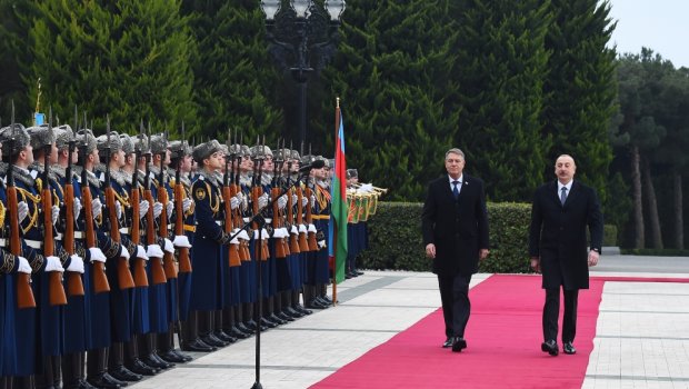 Rumıniya Prezidentinin rəsmi qarşılanma mərasimi oldu - FOTO\VİDEO