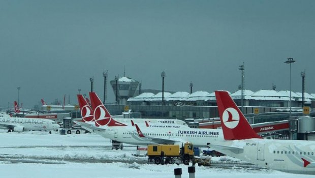 İstanbul Hava Limanında 238 reys ləğv edilib - Qara görə…