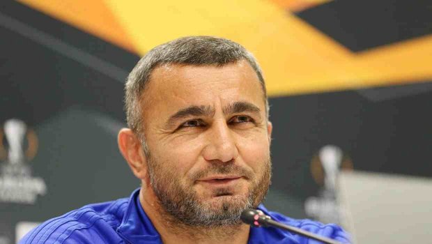 Qurban Qurbanov ağlayan gəncəli uşağın arzusunu reallaşdırdı - VİDEO 