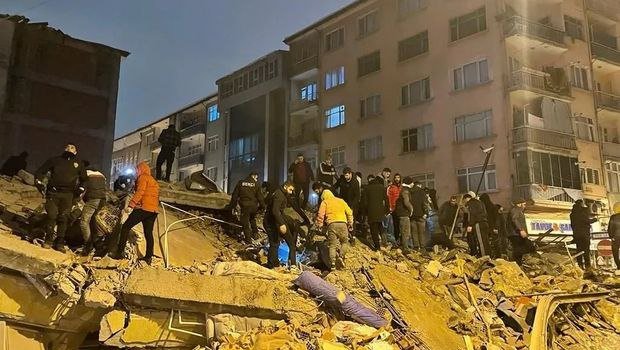 Azərbaycan Türkiyəyə başsağlığı verdi - FOTO