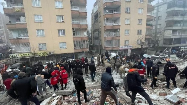 Azərbaycanlı tələbələr dağıntılar altından XİLAS EDİLDİLƏR 