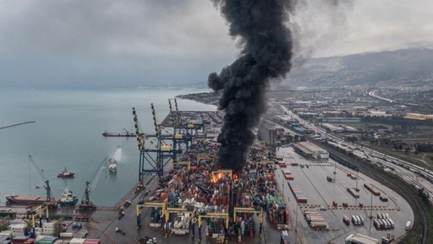 İsgəndərun limanında yanğın DAVAM EDİR – VİDEO  