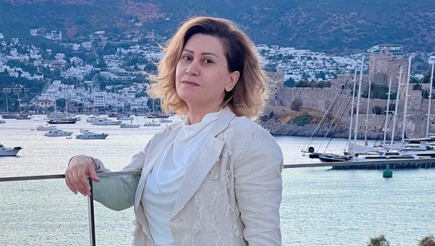 Azərin: “O binaları inşa edənlərə Allah hidayət versin” - VİDEO