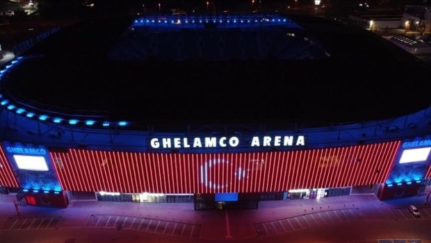 “Qarabağ”ın rəqibi də Türkiyəyə yardım göndərdi - FOTO