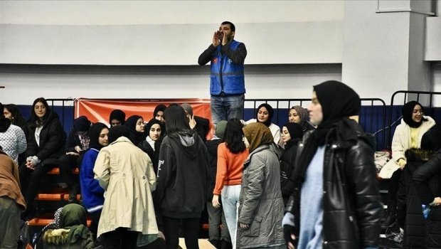 Türkiyədə təhsil alan tələbələrimiz zəlzələyə görə səfərbər OLDU - FOTO
