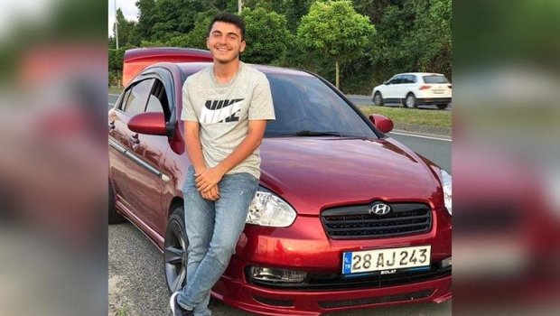 Zəlzələdə ölən futbolçunun adı stadiona VERİLDİ 