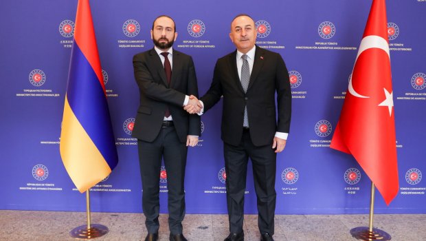Mirzoyan və Çavuşoğlu İpək Yolu körpüsünün bərpası barədə RAZILIĞA GƏLDİLƏR 