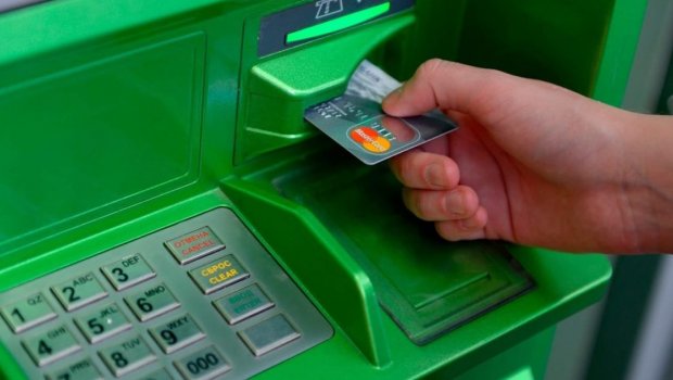 Azərbaycan bankomatları niyə qəpiklə işləmir? – İki vacib SƏBƏB