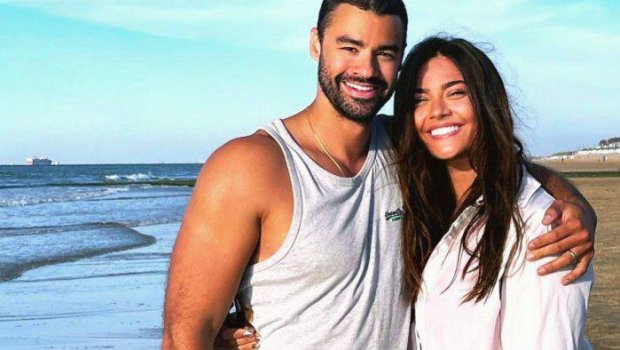 Van Dammın oğlu azərbaycanlı xanımı ilə DƏNİZ SAHİLİNDƏ - FOTO