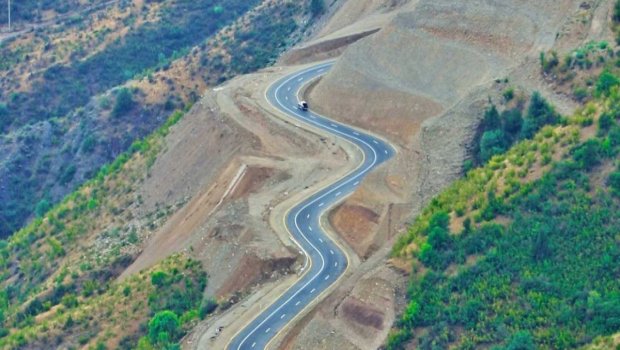 Laçın yolunda nəzarət-buraxılış məntəqələri qurulmasını İrəvan niyə qəbul etməyib?