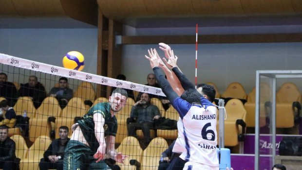 Yüksək Liqada təxirə salınmış oyun keçirildi - FOTO 