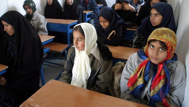 İranda 650 şagird ZƏHƏRLƏNİB - SƏBƏB 