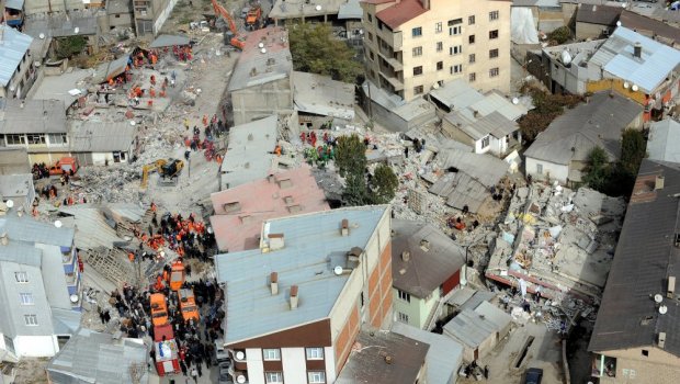 SON DƏQİQƏ: Zəlzələ qurbanlarının sayı 45 mini ötdü