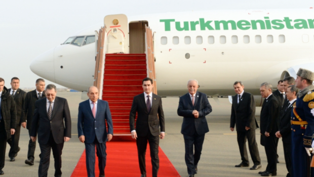 Türkmənistan Prezidenti Azərbaycana gəldi - FOTO