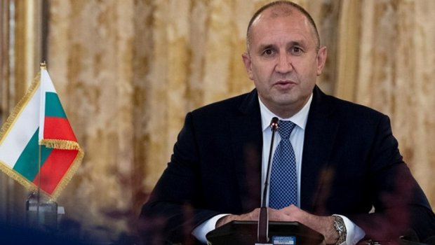 Azərbaycan Prezidenti Rumen Radevi təbrik edib