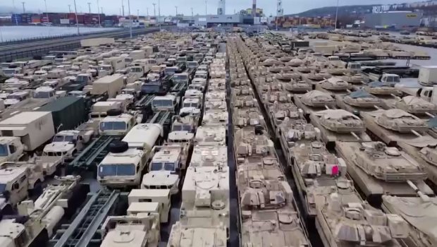 Ukrayna üçün hərbi yardım Polşaya gəlib - ANBAAN VİDEO