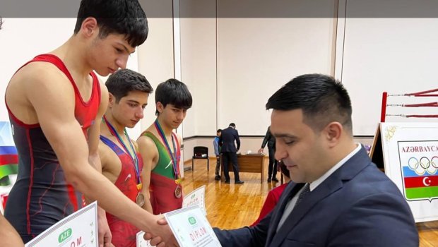 Güləş üzrə Naxçıvan birinciliyində 76 idmançı mübarizə aparıb