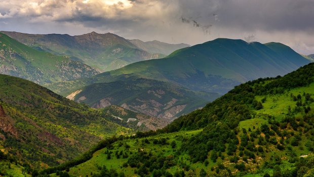İranlı ekspert Ermənistanın əsas risklərini AÇIQLADI