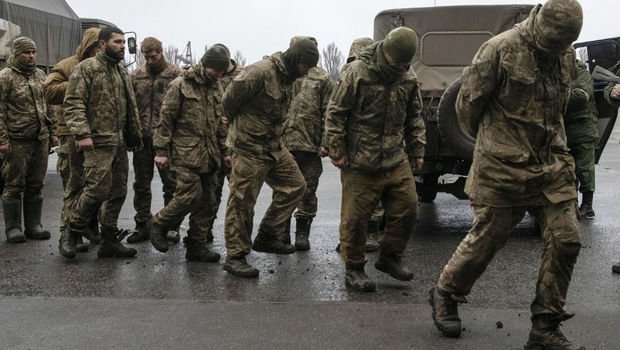 Ukrayna ilə Rusiya arasında növbəti əsir MÜBADİLƏSİ – 130 hərbçi təhvil verildi 