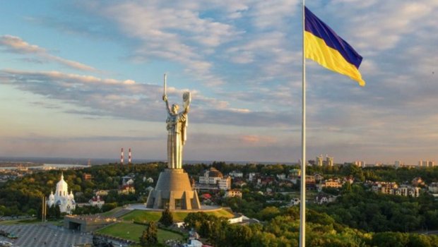 Kiyev Lukaşenkonun iddialarını YALANLADI  