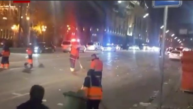 Gürcüstanda iğtişaşların baş verdiyi prospekt təmizləndi - VİDEO