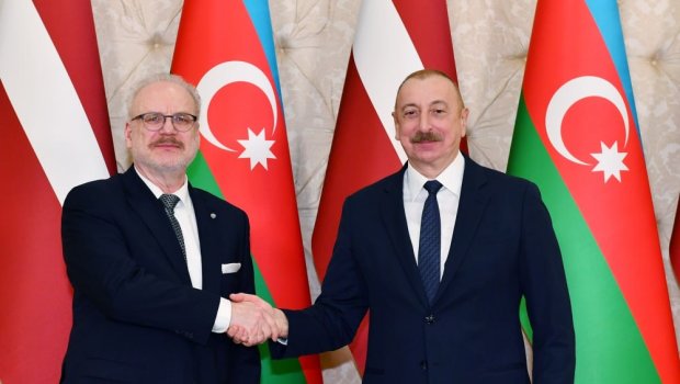 Azərbaycan və Latviya prezidentləri mətbuata bəyanatlarla çıxış ediblər - FOTO/VİDEO