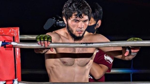 Tofiq Musayev 1 milyonluq döyüşdə texniki nokautla UDUZDU - VİDEO