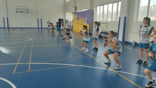 Yeniyetmə basketbolçularımız Avropa çempionatına hazırlığı davam etdirir - FOTO