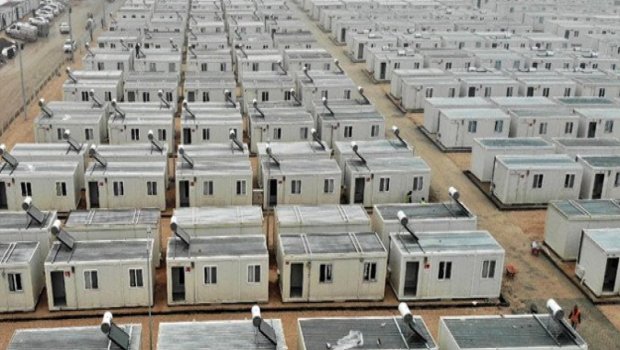 Qətər Türkiyənin zəlzələ bölgəsinə 10 min konteyner göndərəcək