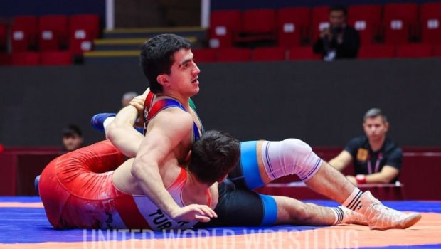 Güləşçimiz Avropa ikincisi oldu