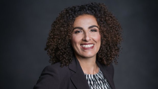 Sahar Aziz: “Fransada islamofobiya artır və bu qanunları himayə edən qüvvələr var”