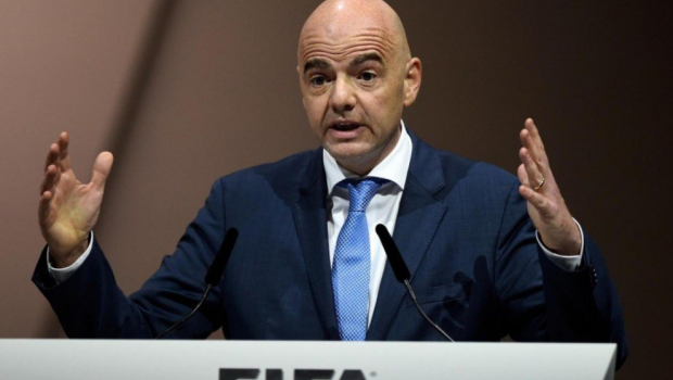 Canni İnfantino yenidən FİFA prezidenti seçildi