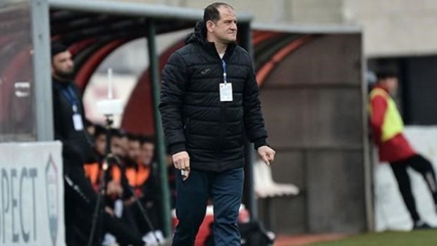 Elmar Baxşıyevin yubiley oyunu