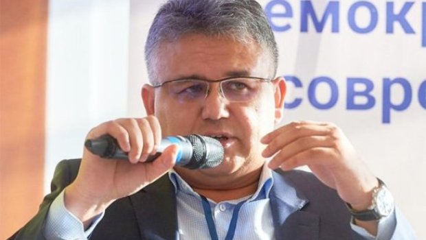 Tanınmış rusiyalı politoloq axtarışa verildi