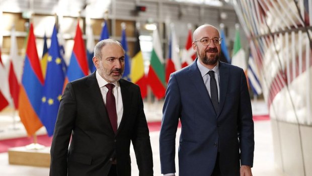 Şarl Mişel Paşinyanla regiondakı son vəziyyəti müzakirə ETDİ