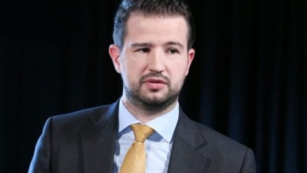 Sabiq nazir Monteneqroda keçirilən prezident seçkilərində qalib gəlir - “Exit-poll”