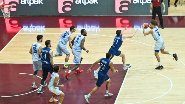 Liderlər turu qələbə ilə başa vurdu - FOTO 