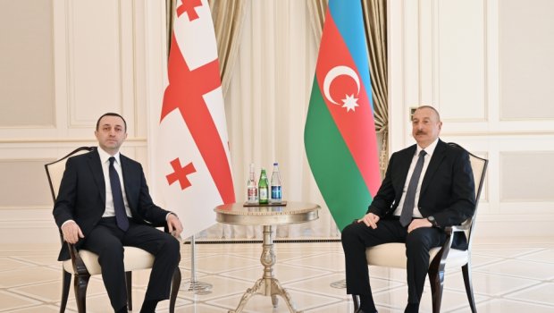 İlham Əliyevin Gürcüstanın Baş naziri ilə təkbətək görüşü olub - FOTO