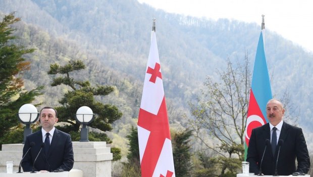 İlham Əliyev və İrakli Qaribaşvili mətbuata birgə bəyanatla çıxış ediblər - FOTO/VİDEO