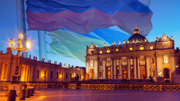 Vatikan yenə ukraynalılarla rusları barışdırmağa ÇALIŞDI – Bu dəfə uşaqların əli ilə