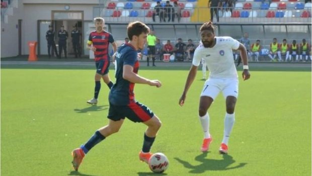 “Şamaxı” “Turan Tovuz”la səfərdə heç-heçə etdi